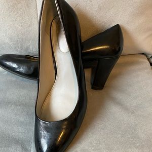 Black shiny chunk heels